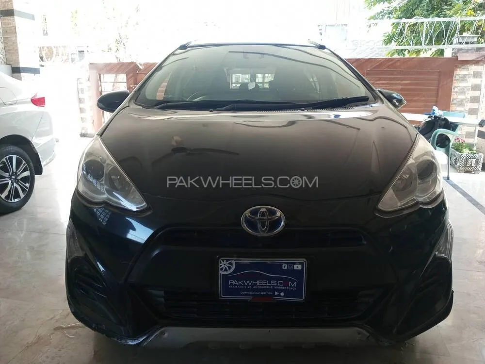 ٹویوٹا اکوا 2017 for Sale in اسلام آباد Image-1