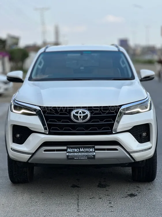 Toyota Fortuner 2021 for Sale in Lahore Image-1