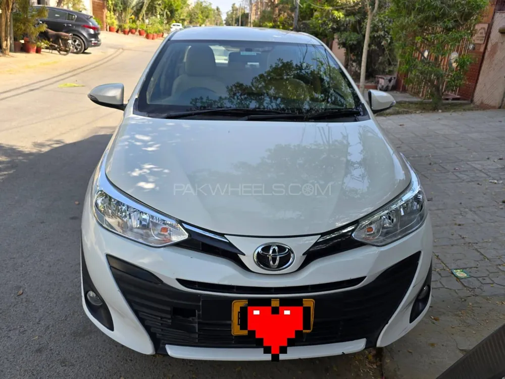Toyota Yaris Sedan 2022 for Sale in Karachi Image-1