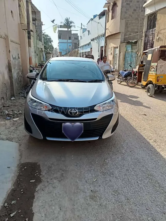 Toyota Yaris Sedan 2021 for Sale in Karachi Image-1