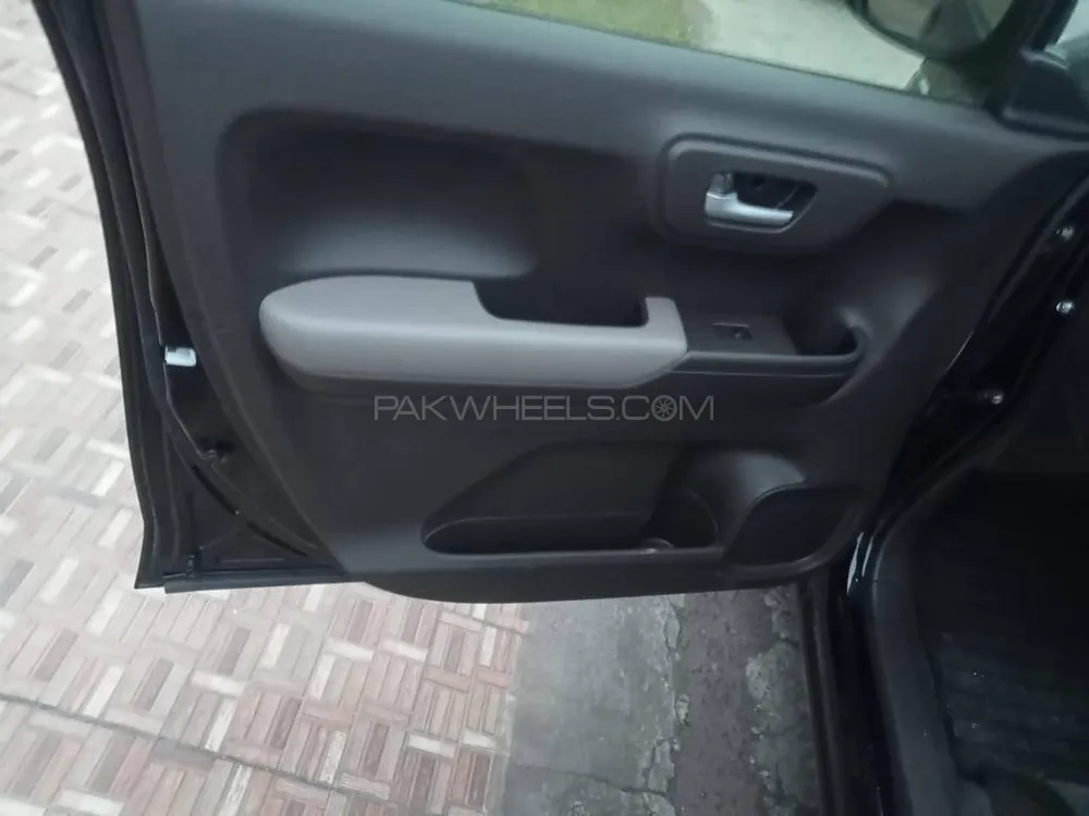 Honda N Wgn 2024 for Sale in Multan Honda N Wgn 2024 for Sale in Multan Image-11
