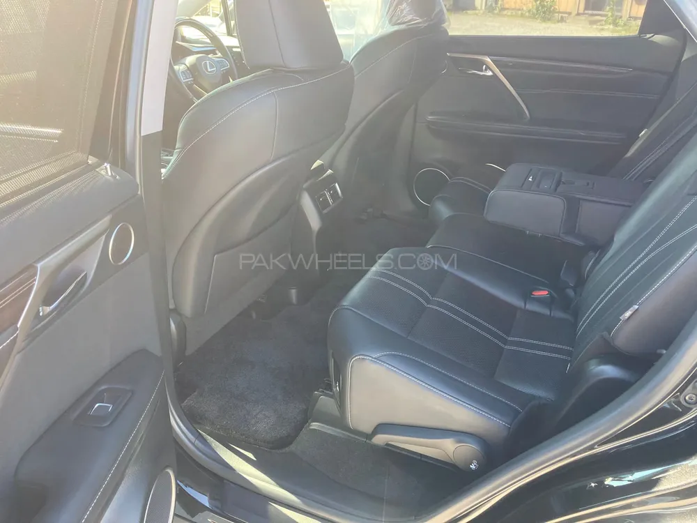 Lexus RX Series 2018 for Sale in Lahore Lexus RX Series 2018 for Sale in Lahore Image-15