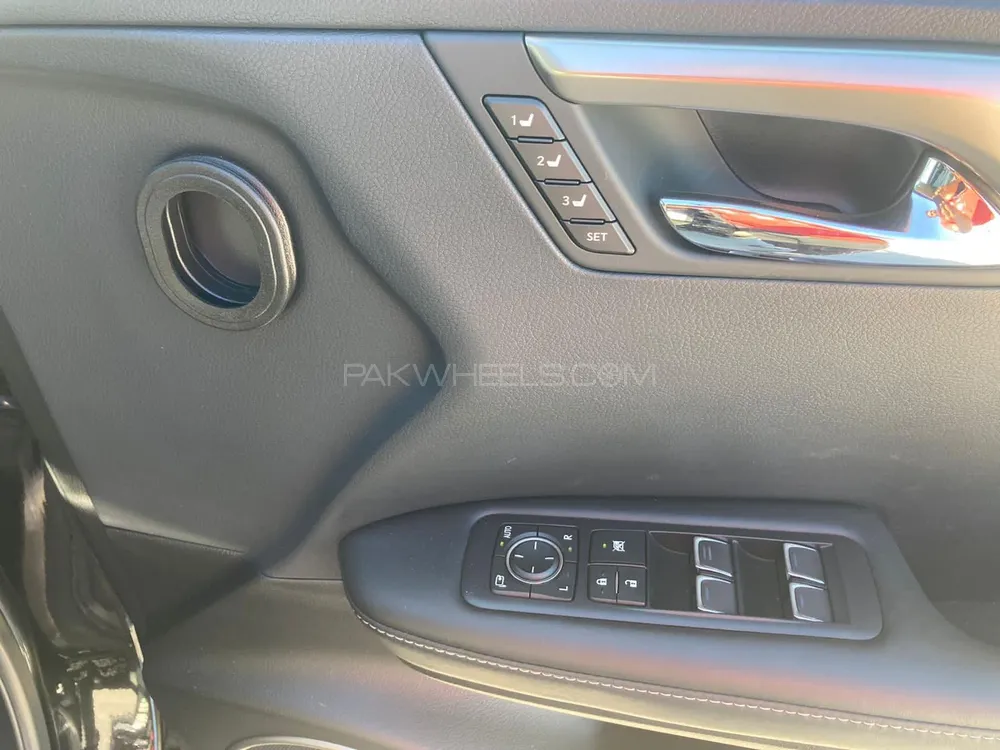 Lexus RX Series 2018 for Sale in Lahore Lexus RX Series 2018 for Sale in Lahore Image-6
