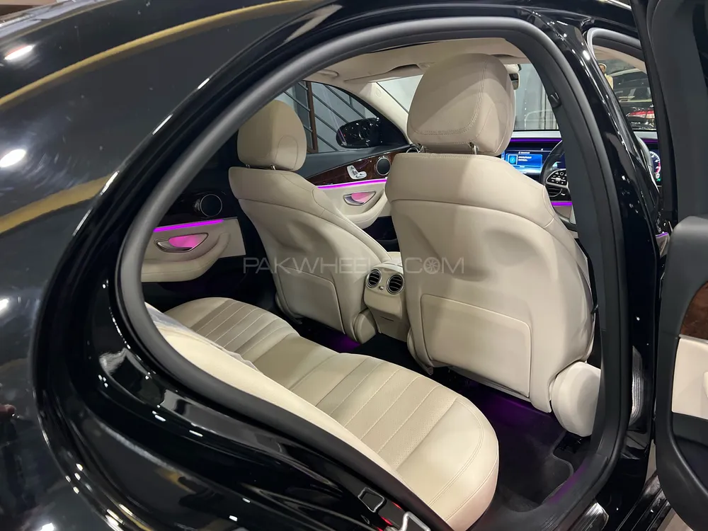 Mercedes Benz E Class 2020 for Sale in Karachi Mercedes Benz E Class 2020 for Sale in Karachi Image-10