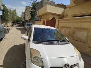 Toyota Vitz F 1.0 2010 for Sale