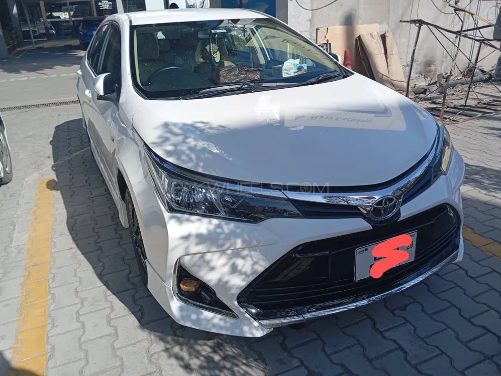 Toyota Corolla 2020 for Sale in Lahore Image-1