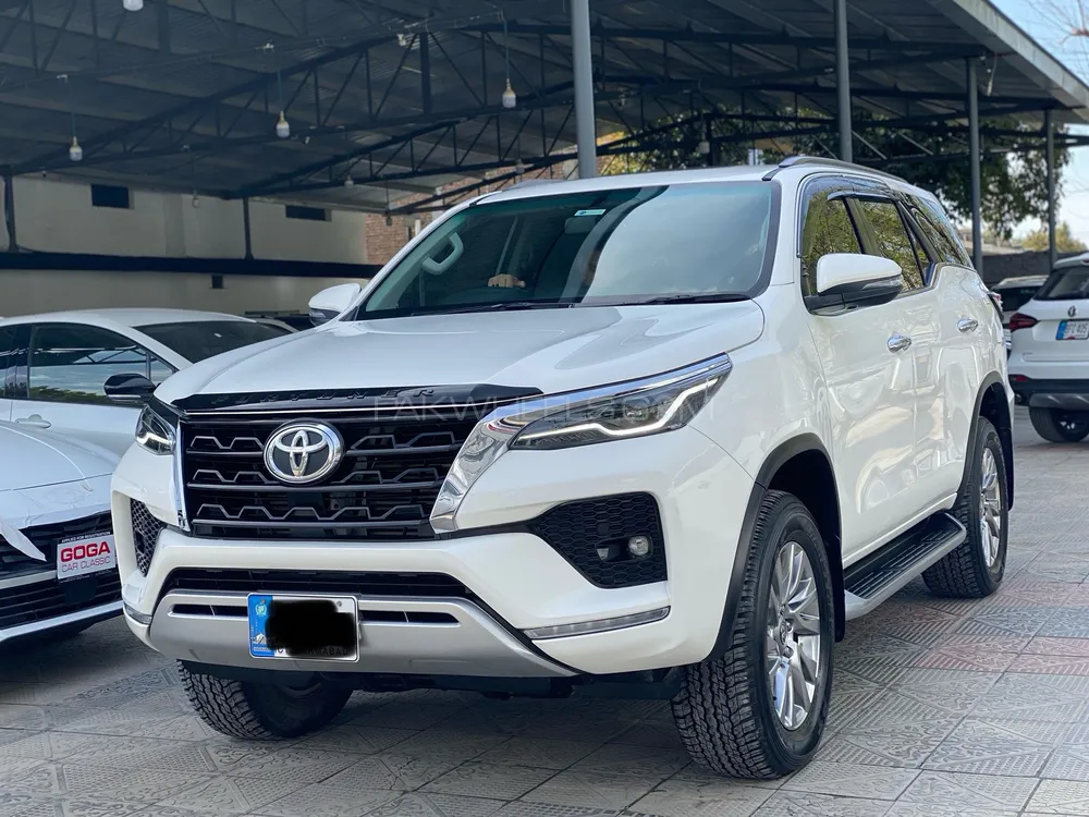Toyota Fortuner 2021 for Sale in Islamabad Image-1