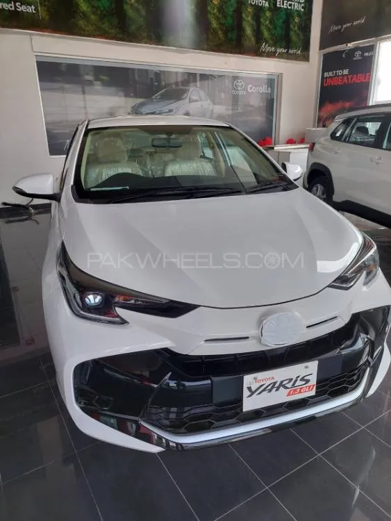 Toyota Yaris Sedan 2025 for Sale in Karachi Image-1