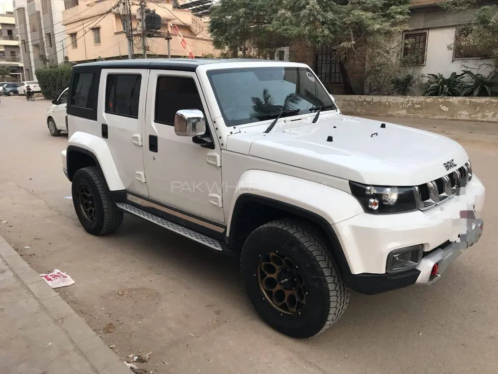BAIC BJ40 Plus 2022 for Sale in Karachi BAIC BJ40 Plus 2022 for Sale in Karachi Image-2