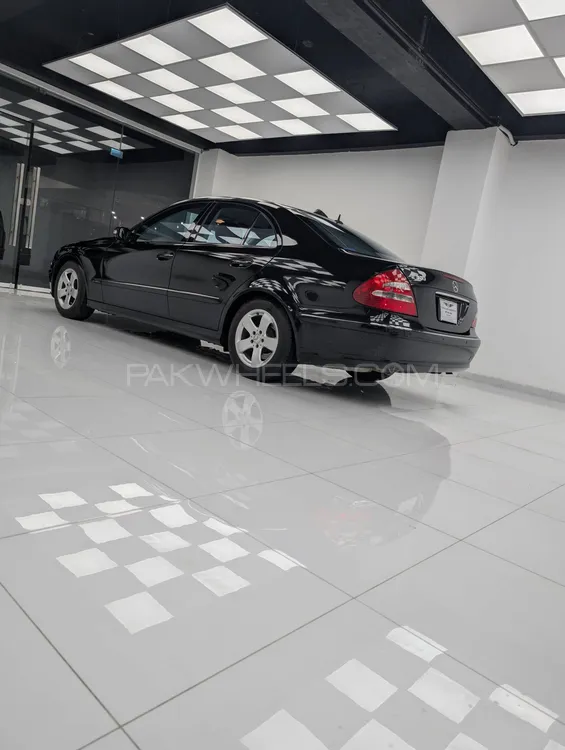 مرسڈیز بینز ای کلاس 2005 for Sale in اسلام آباد Image-1