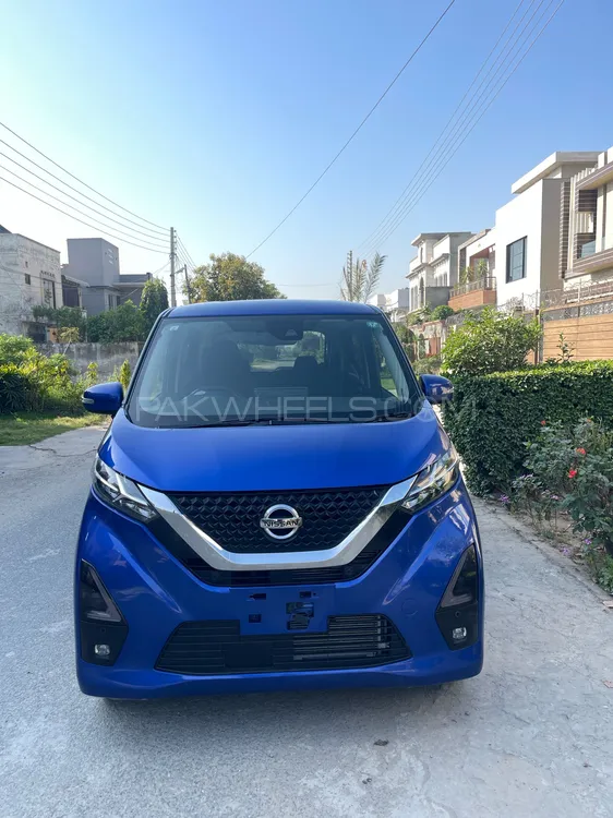 نسان ڈیز 2021 for Sale in لاہور Image-1