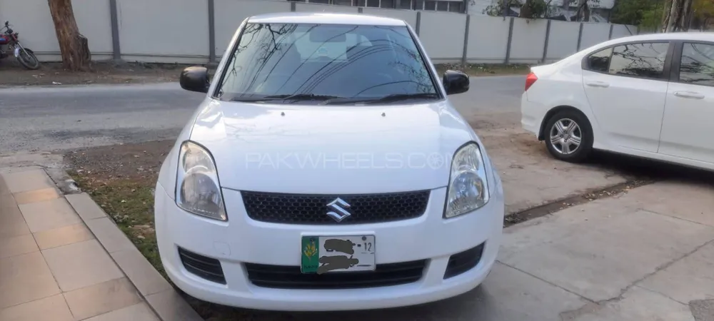 Suzuki Swift 2012 for Sale in Islamabad Image-1