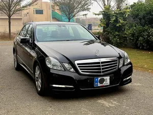 Mercedes Benz E Class E200 2011 for Sale