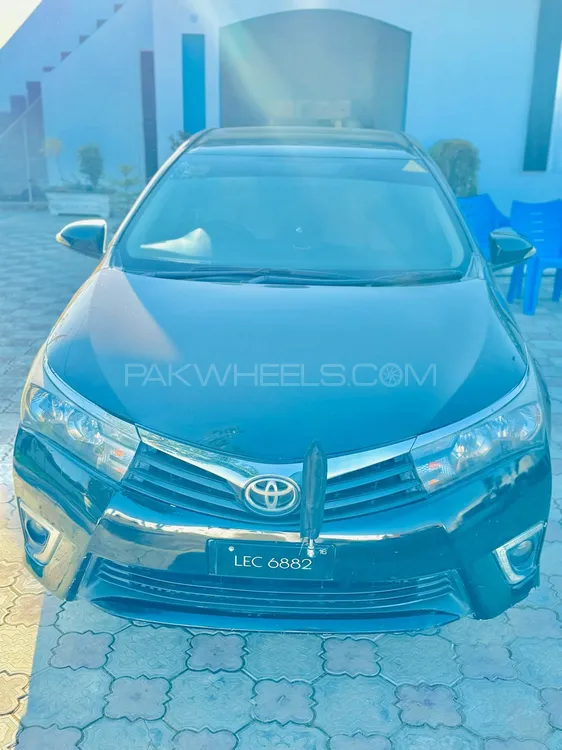 Toyota Corolla 2016 for Sale in Sialkot Image-1
