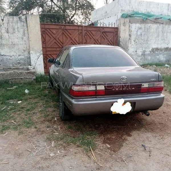 Toyota Corolla 2000 for Sale in Hub-Balochistan Image-1