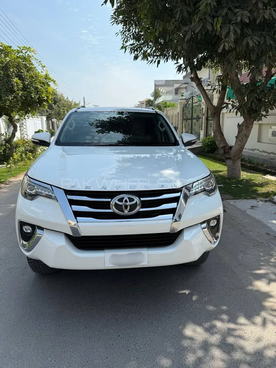 Toyota Fortuner 2017 for Sale in Multan Image-1