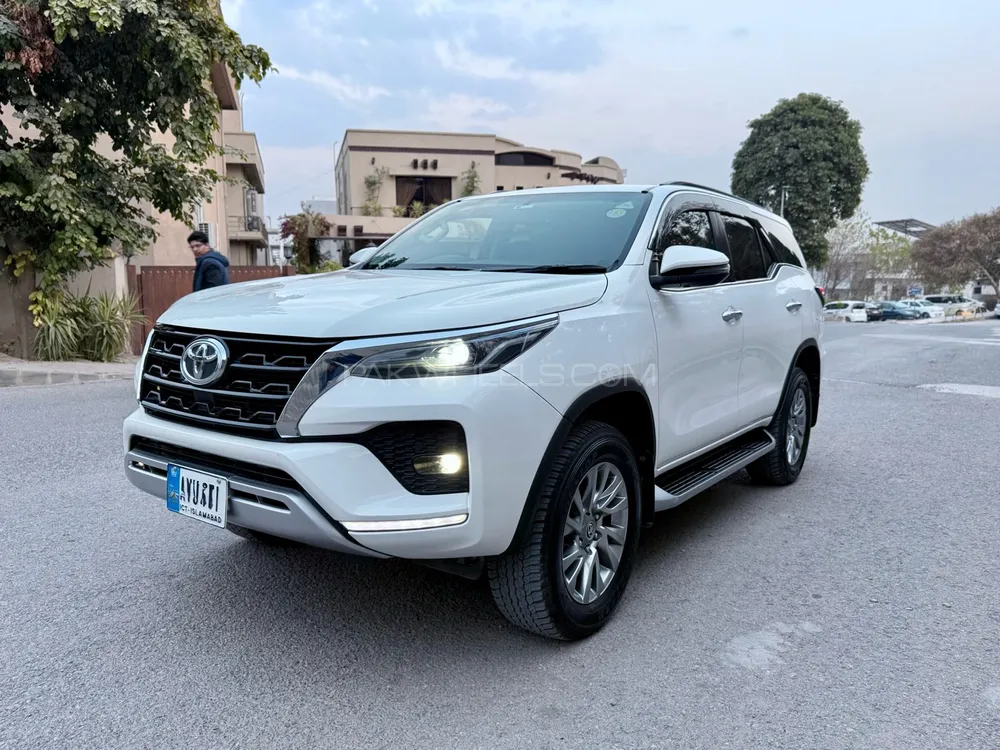 ٹویوٹا فورچیونر 2021 for Sale in اسلام آباد Image-1