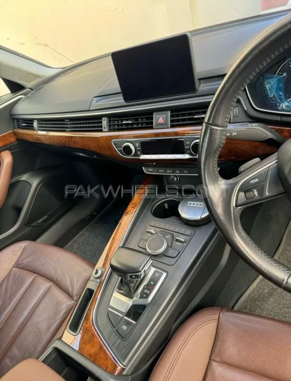 آوڈی اے 4 2016 for Sale in کراچی Image-1