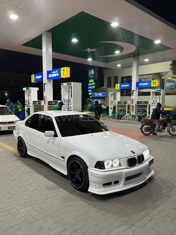 BMW 3 Series 1992 for Sale in Multan Image-1