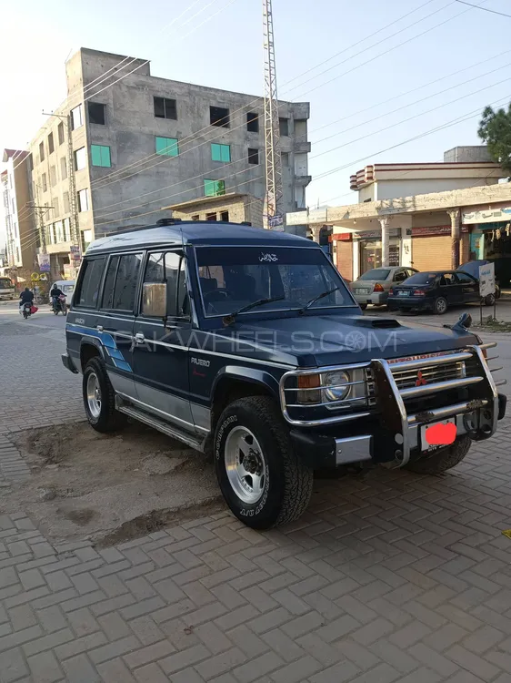 Mitsubishi Pajero 1988 for Sale in Islamabad Image-1