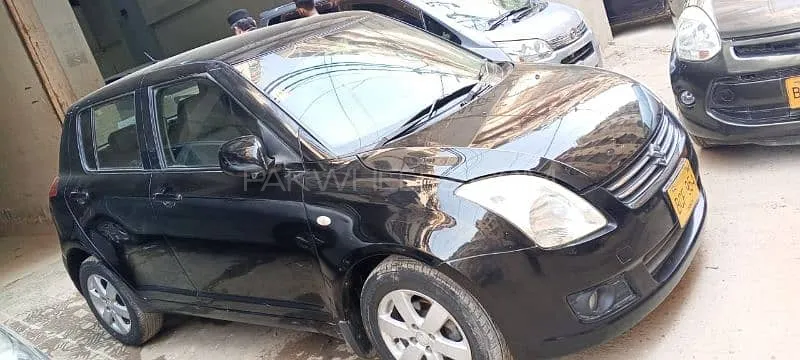 Suzuki Swift 2014 for Sale in Karachi Image-1