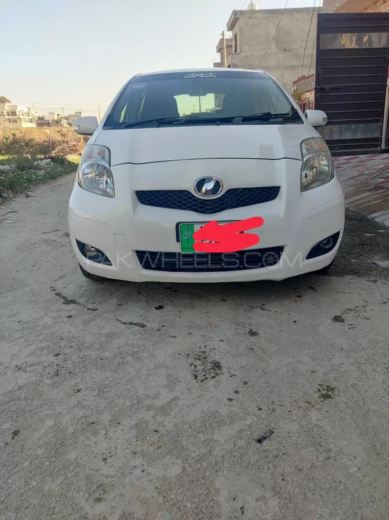 Toyota Vitz 2009 for Sale in Taxila Image-1