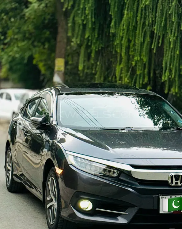 Honda Civic 2020 for Sale in Lahore Image-1