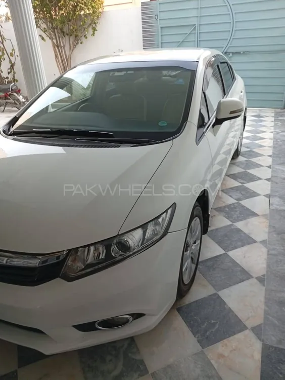 Honda Civic 2015 for Sale in Mardan Image-1