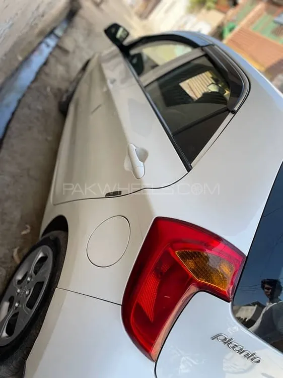 KIA Picanto 2021 for Sale in Muzaffar Gargh Image-1