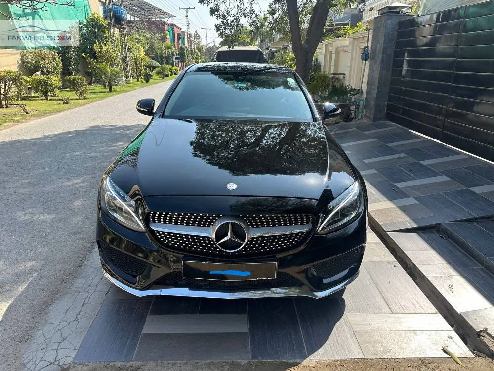 Mercedes Benz C Class 2015 for Sale in Lahore Image-1