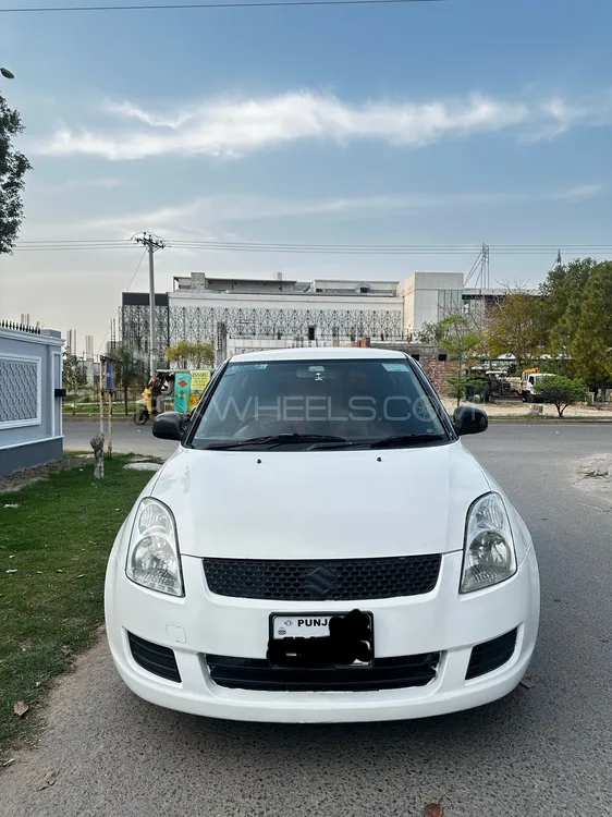 Suzuki Swift 2011 for Sale in Lahore Image-1