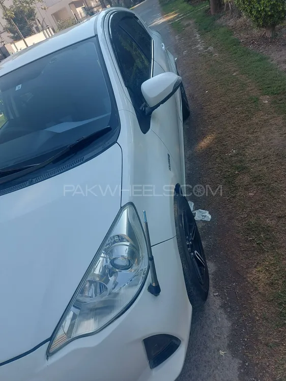 Toyota Aqua 2014 for Sale in Lahore Toyota Aqua 2014 for Sale in Lahore Image-5