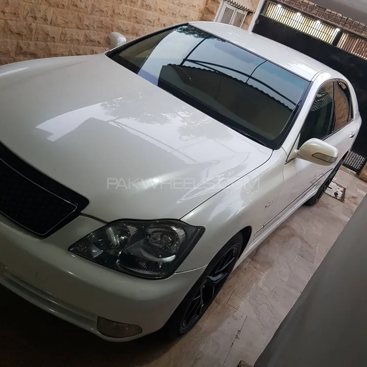 Toyota Crown 2005 for Sale in Karachi Image-1