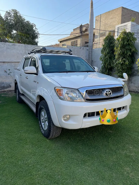 Toyota Hilux 2007 for Sale in Multan Image-1