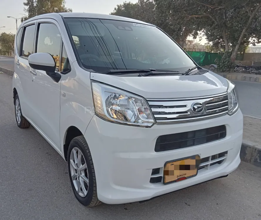 Daihatsu Move 2018 for Sale in Karachi Image-1