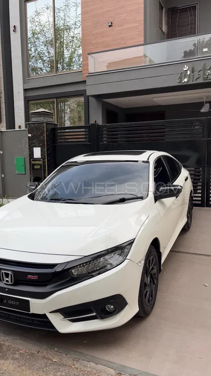 Honda Civic 2018 for Sale in Lahore Image-1