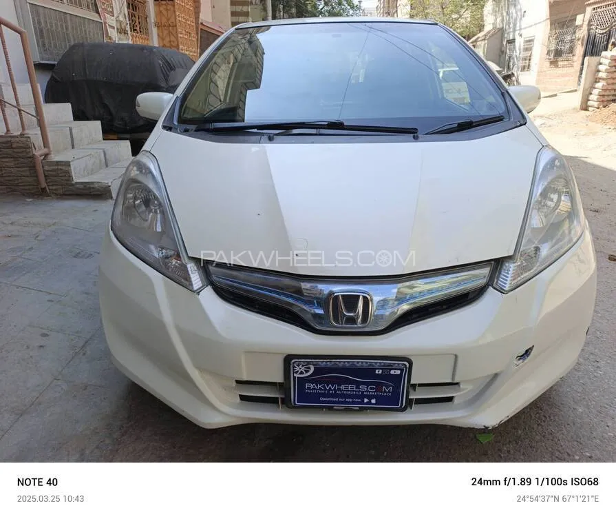 Honda Fit 2012 for Sale in Karachi Image-1