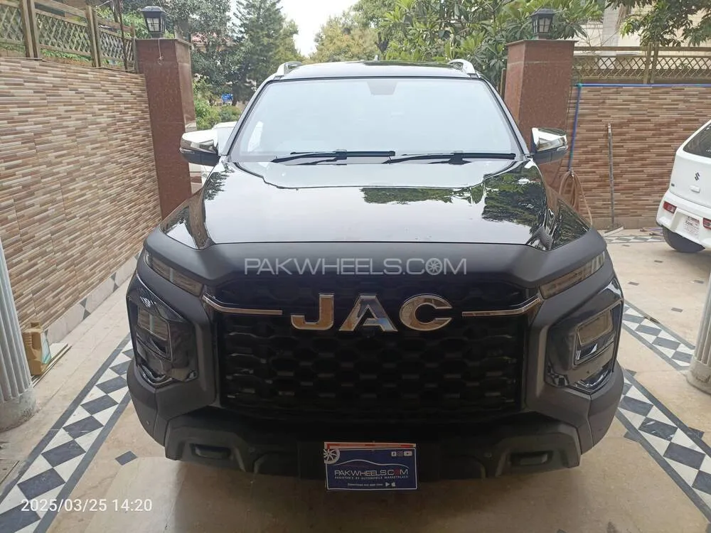 JAC T9 2025 for Sale in Islamabad Image-1