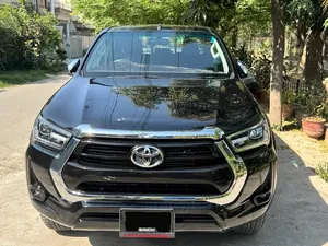 Toyota Hilux Revo V Automatic 2.8 2022 for Sale