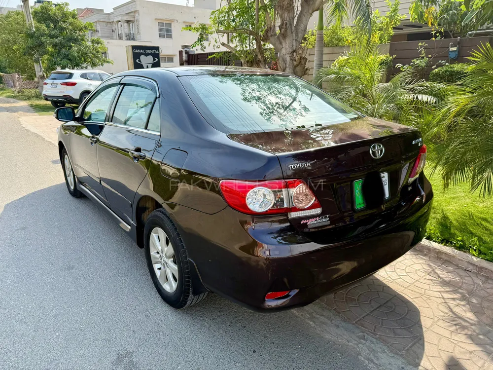 Toyota Corolla 2013 for Sale in Lahore Image-1