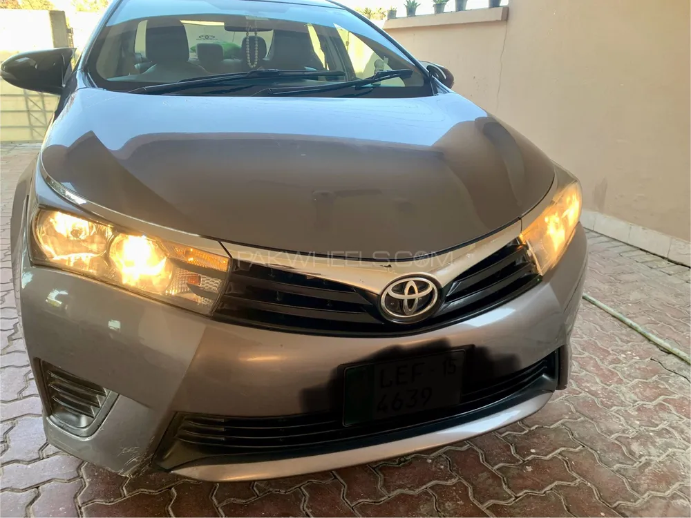 Toyota Corolla 2015 for Sale in Lahore Image-1