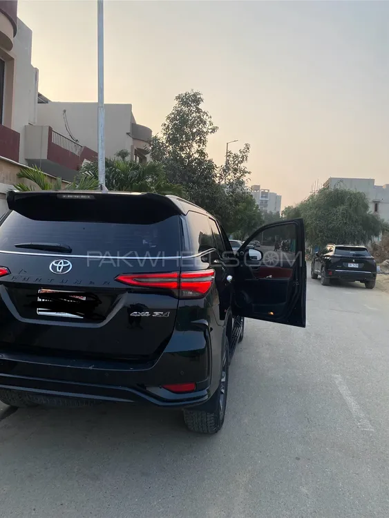 Toyota Fortuner 2022 for Sale in Karachi Image-1