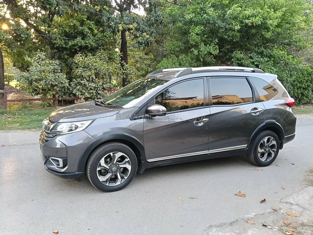 Honda BR-V 2020 for Sale in Lahore Image-1