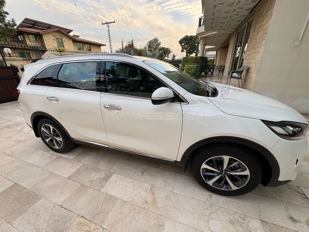 KIA Sorento 2022 for Sale in Islamabad KIA Sorento 2022 for Sale in Islamabad Image-3