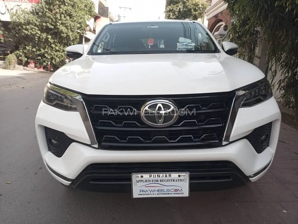 Toyota Fortuner 2022 for Sale in Faisalabad Image-1