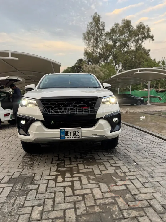 Toyota Fortuner 2020 for Sale in Islamabad Image-1
