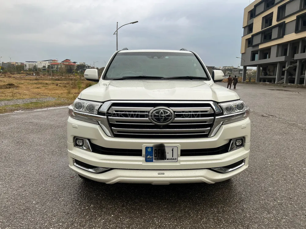 Toyota Land Cruiser 2019 for Sale in Islamabad Image-1
