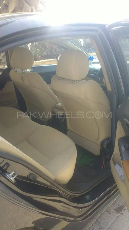 Honda Civic 2010 for Sale in Karachi Image-1