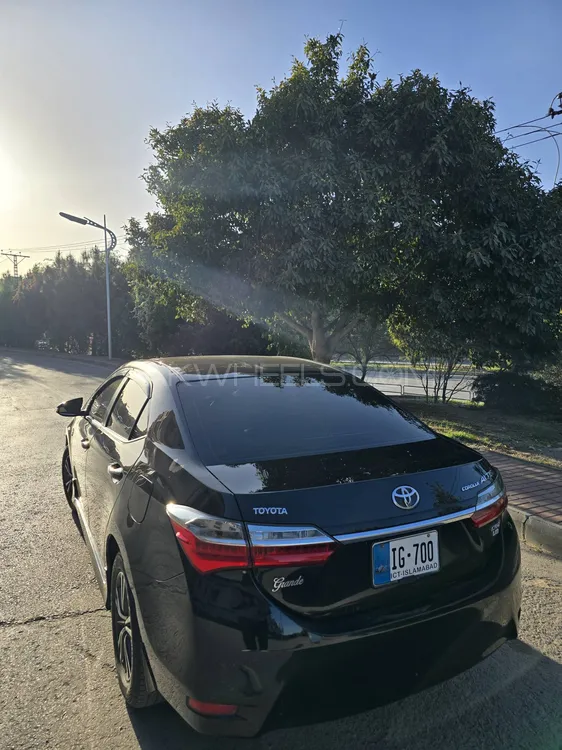 Toyota Corolla 2018 for Sale in Islamabad Image-1