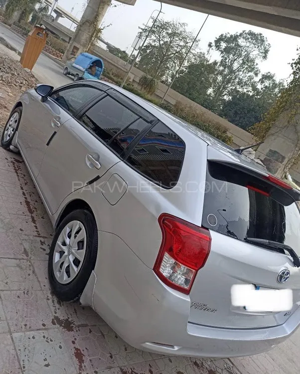 Toyota Corolla Fielder 2013 for Sale in Peshawar Image-1